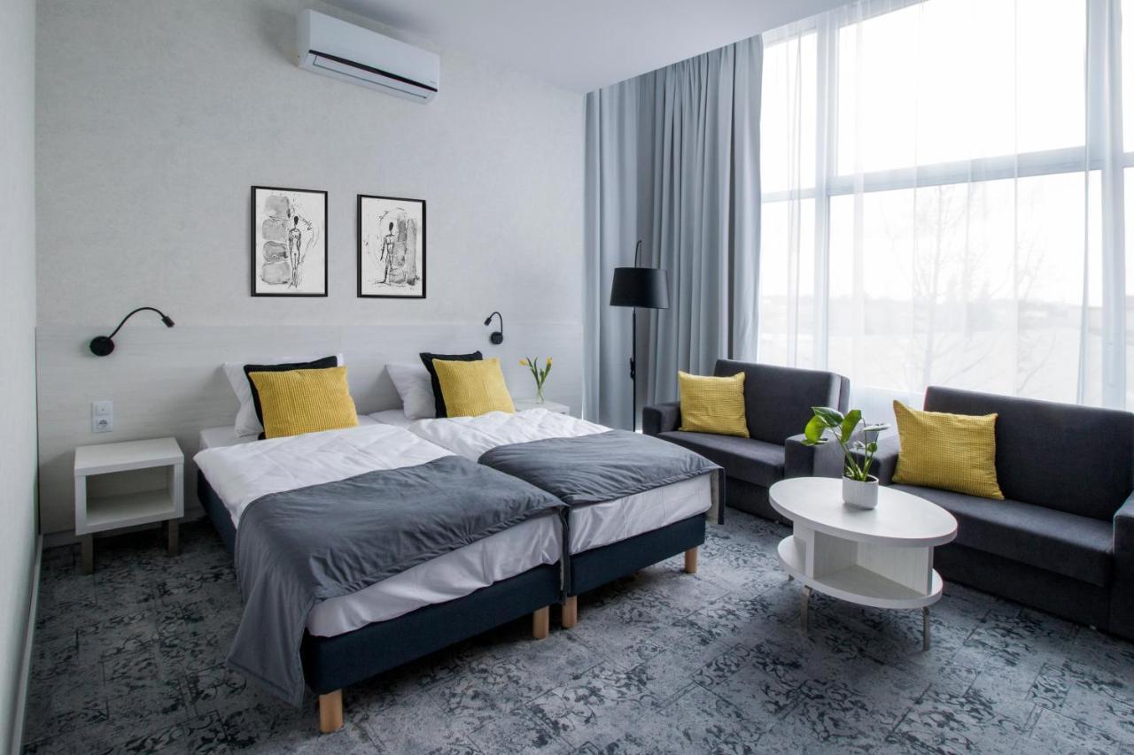 Hotel Absolwent Gostyn  Luaran gambar