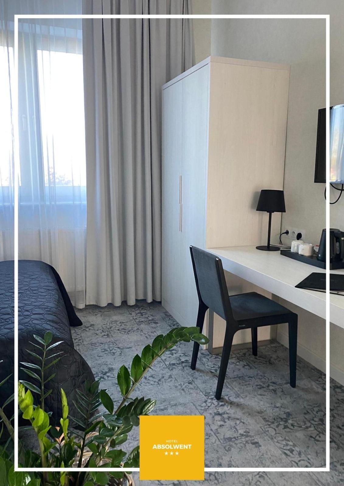 Hotel Absolwent Gostyn  Luaran gambar