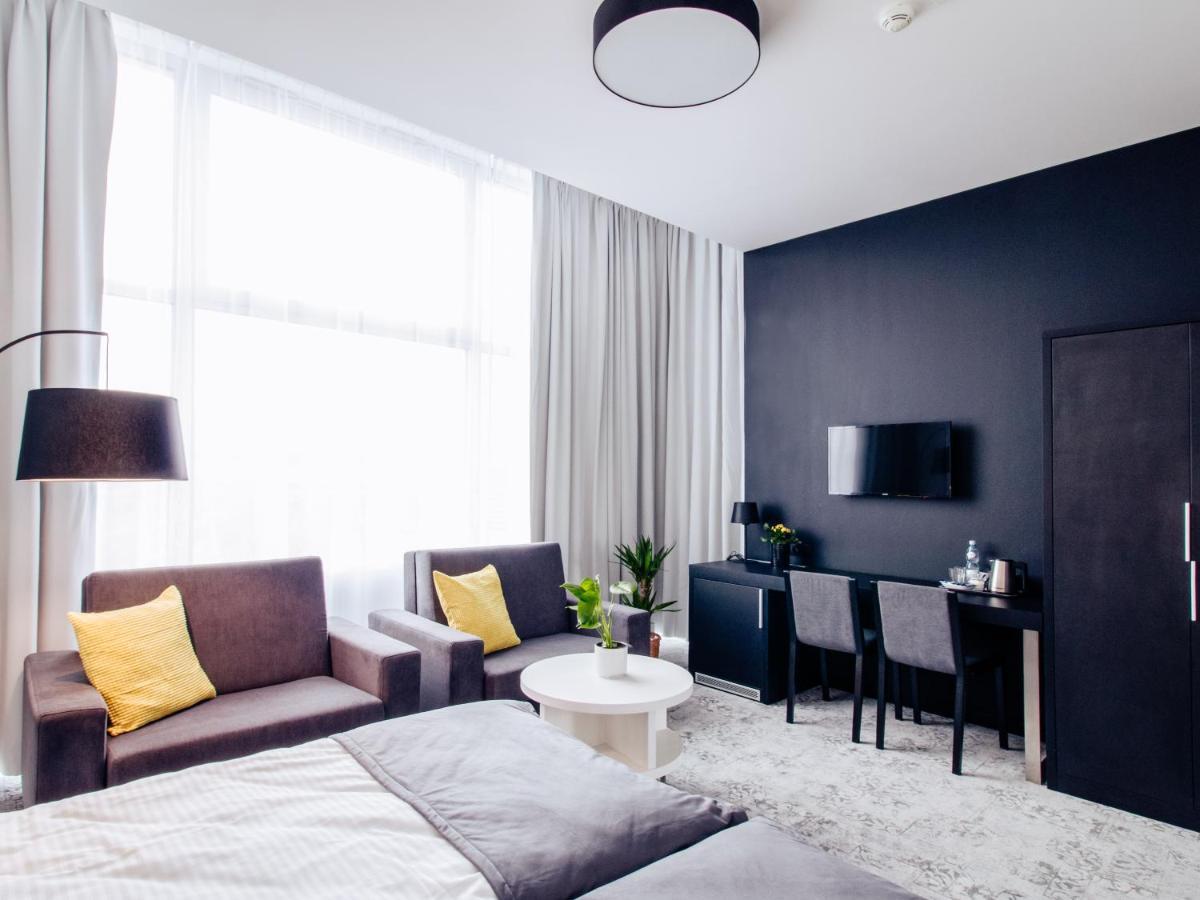 Hotel Absolwent Gostyn  Luaran gambar